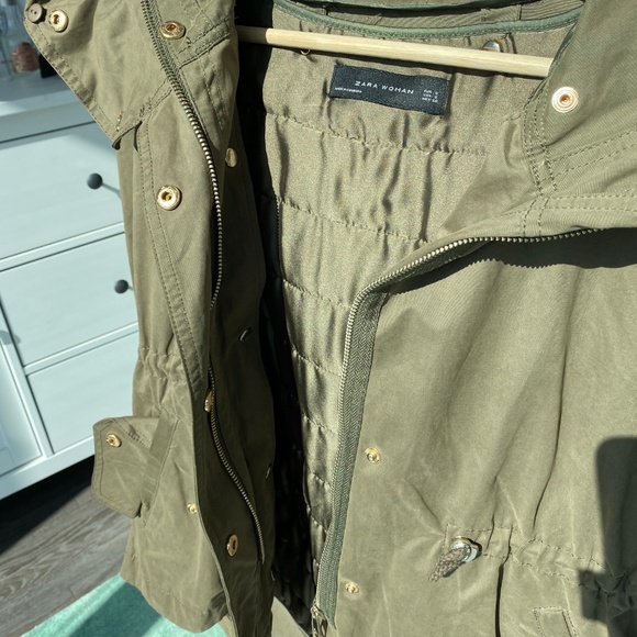 Zara Safari Jacket with detachable quilted vest. - Picture 5 of 6